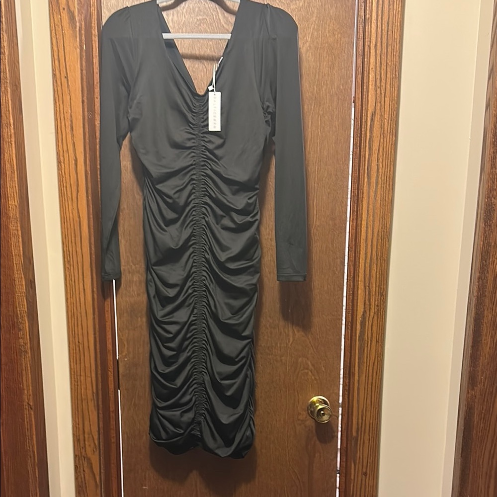 Elegant Black Ruched Dress